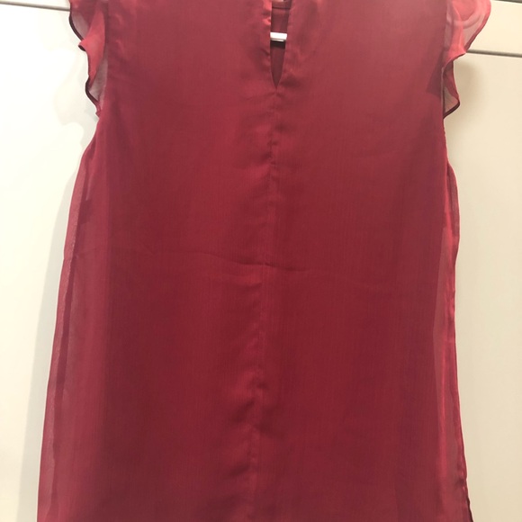 Ladies Medium Embroidered Top: Le château - Picture 7 of 9